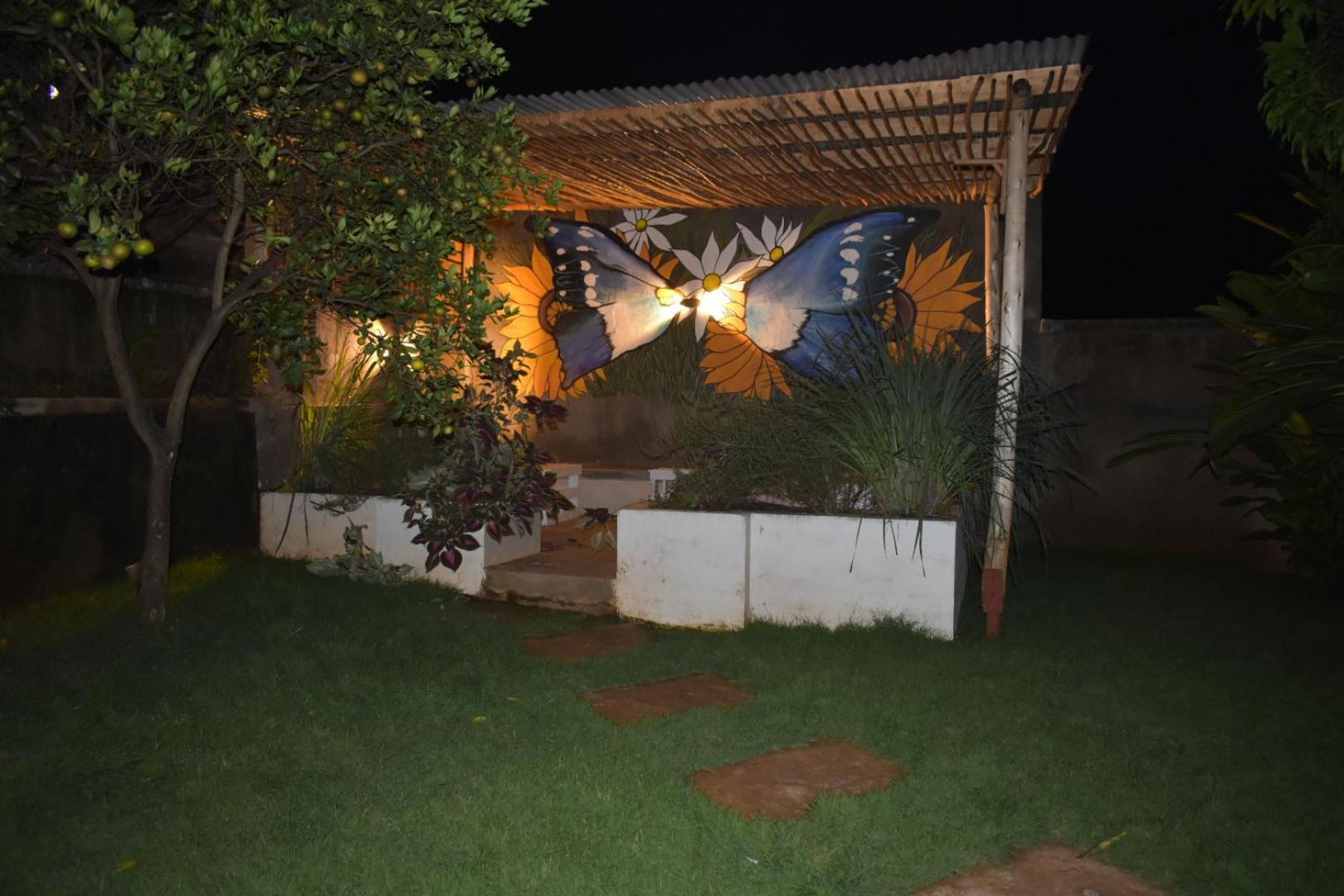 Kilimanjaro Accommodation Msaranga Bagian luar foto
